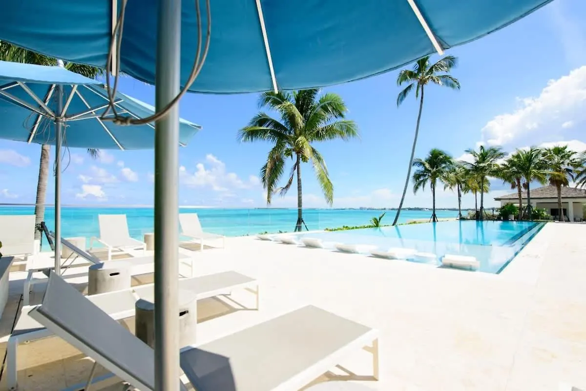 Cable Beach Condo Large Private Patio With Bbq Nasáu