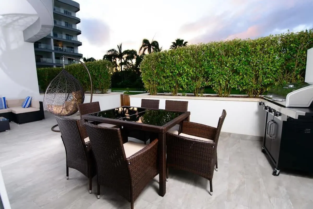 Cable Beach Condo Large Private Patio With Bbq Nassau 0*,
