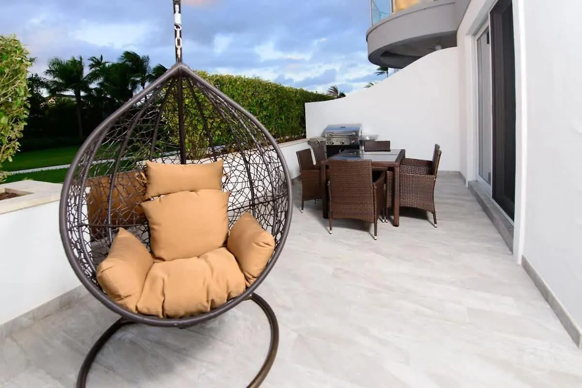 Cable Beach Condo Large Private Patio With Bbq Nassau Semesterbostad