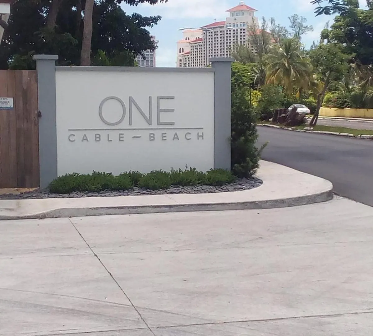 Semesterbostad Cable Beach Condo Large Private Patio With Bbq Nassau Bahamas