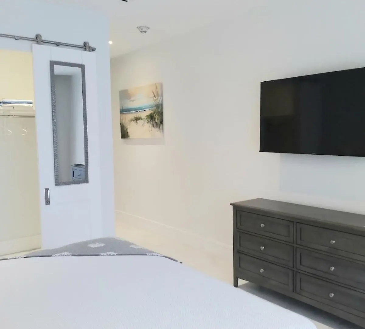 Semesterbostad Cable Beach Condo Large Private Patio With Bbq Nassau